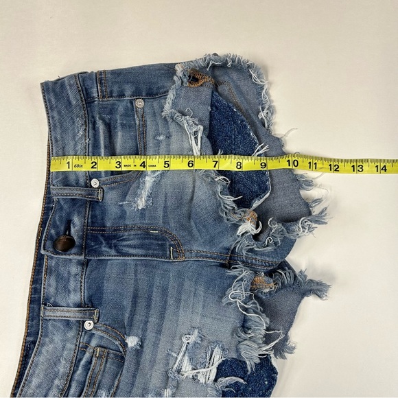 American Eagle Women’s 4 Shortie Shorts Jean Distressed 360 Super Stretch #2249 - Picture 3 of 8